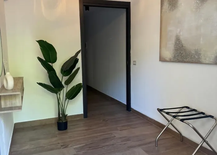 Su Entu בית הארחה 3*